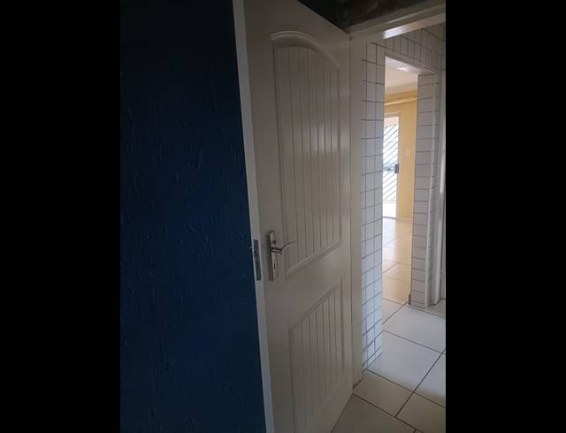 2 BEDROOM APARTMENT FOR SALE IN MEREDALE